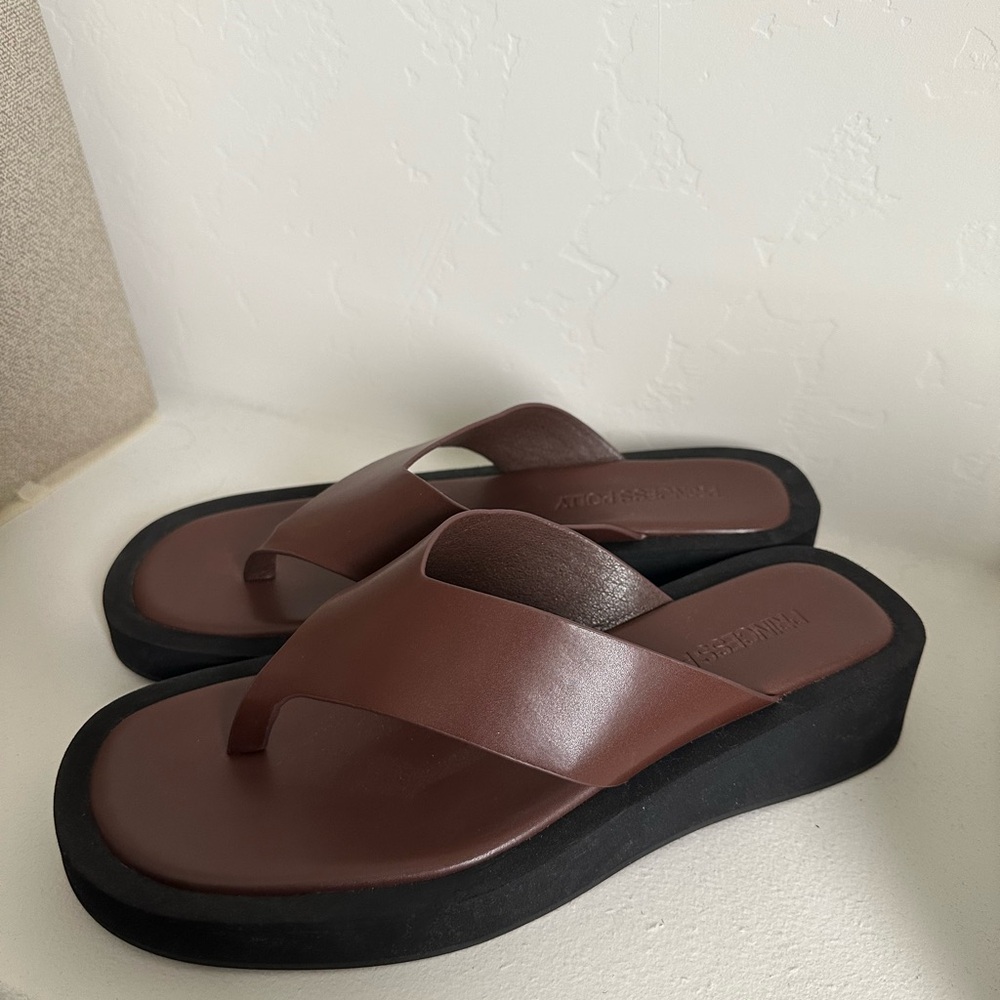 Princess Polly Remi Sandals in Chocolate